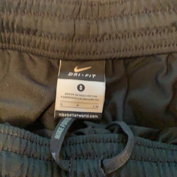 Joggers - Picture 3 of 5